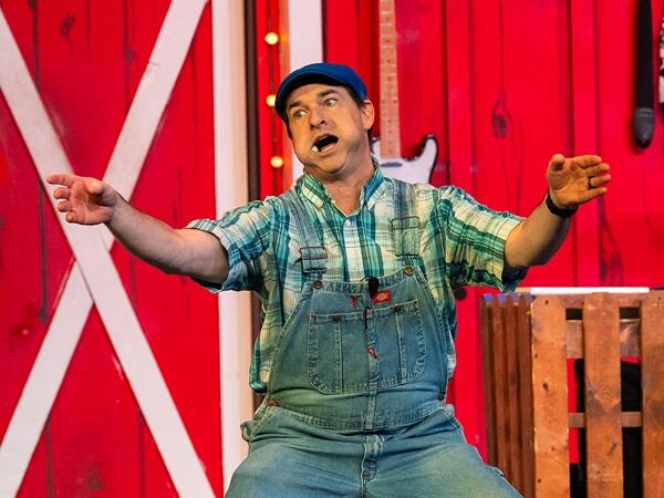 A comedian in his skit.