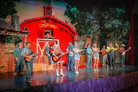 4 Unique Ideas for Date Night in Pigeon Forge